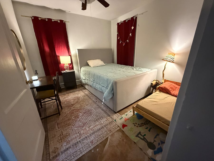 Bed room 1