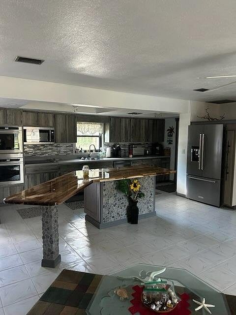 Furnished Finder property 968609_1 photo 4