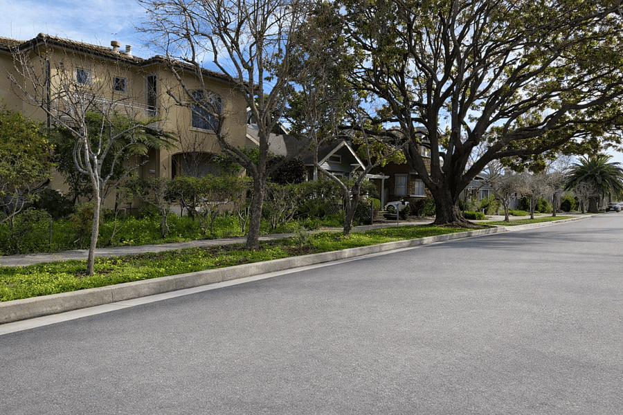 Amply on street parking safe neighborhood.