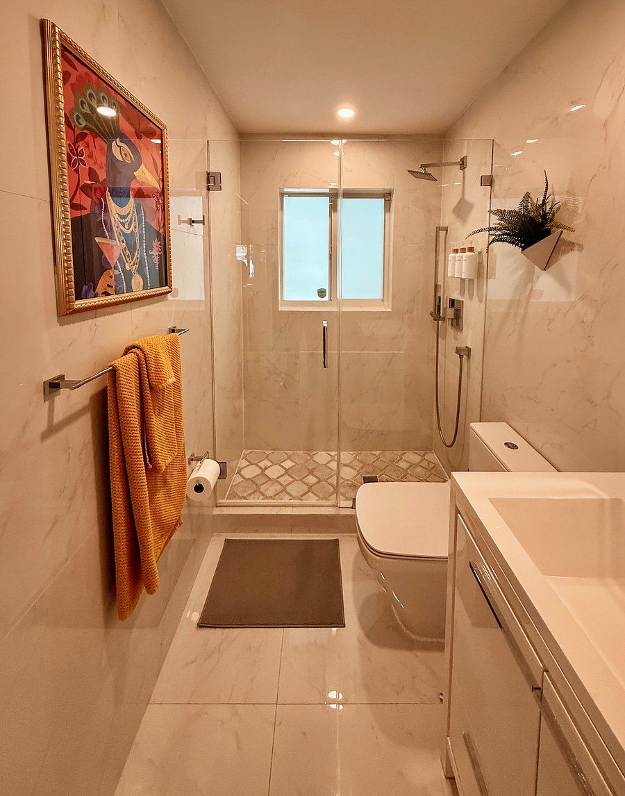 2nd bathroom