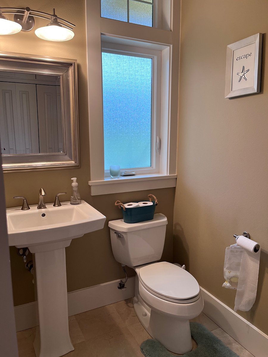 Half bath, main floor