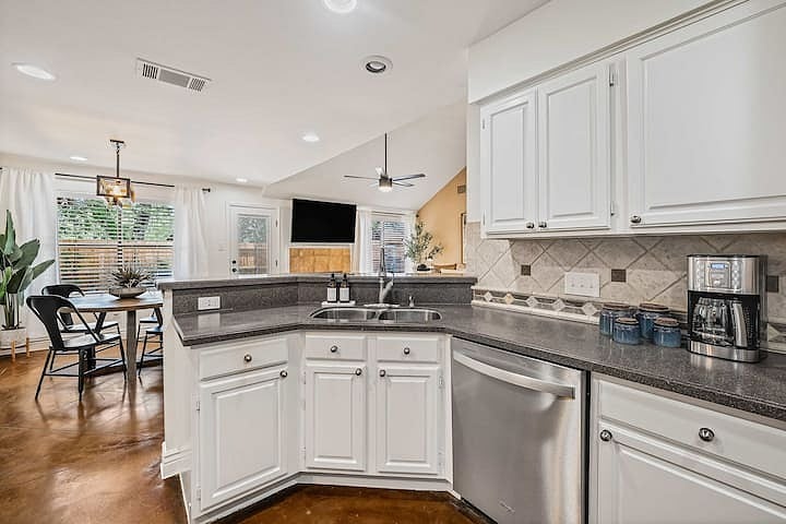 Furnished Finder property 968773_1 photo 5