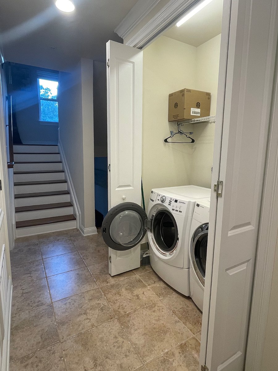 2nd floor laundry