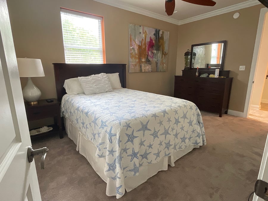 2nd floor bedroom
