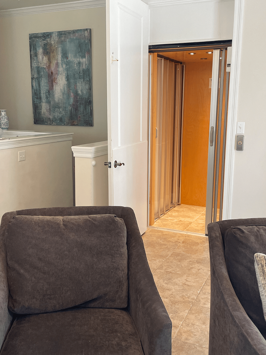 Private elevator from garage to main living area(living room & kitchen) also to upstairs bedrooms and laundry.