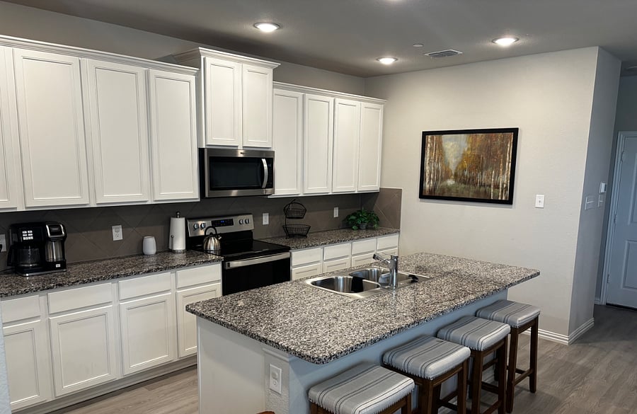 Full sized kitchen.
