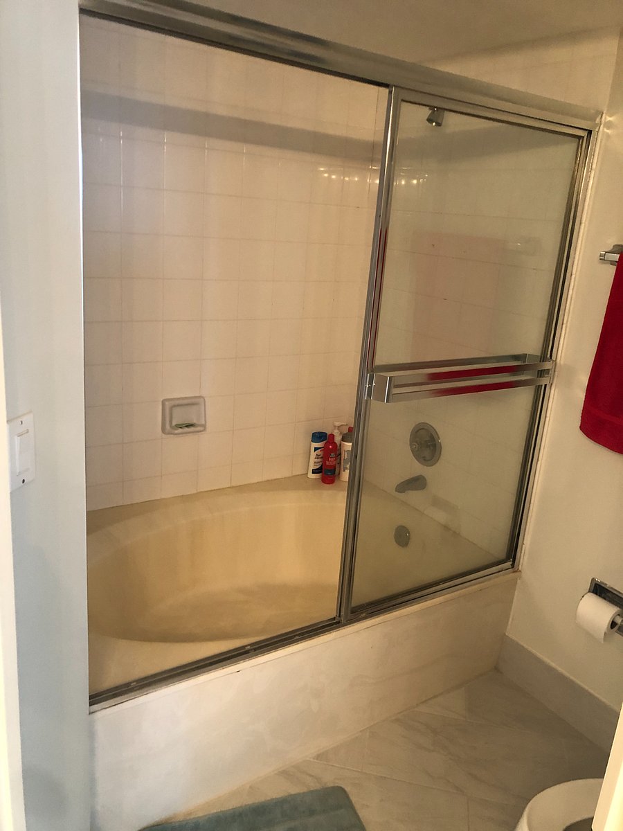 Master bathtub