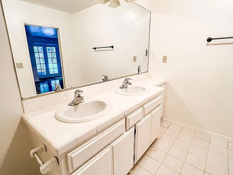 Primary Bedroom Bathroom