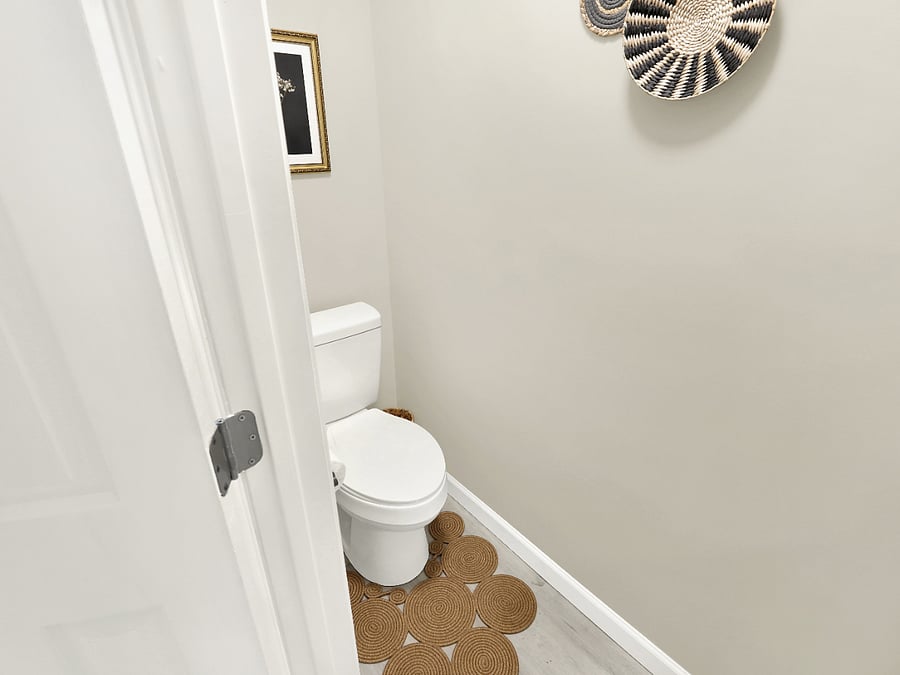 2nd level / half bath