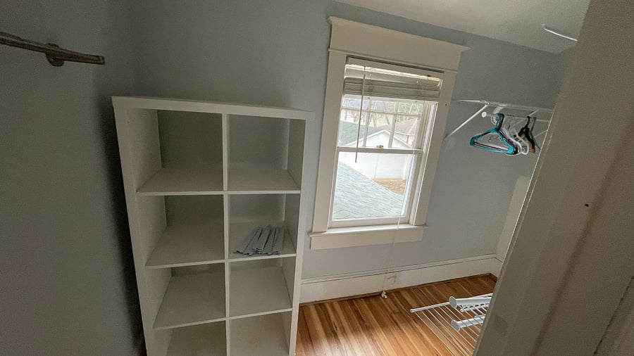 Walk-in closet