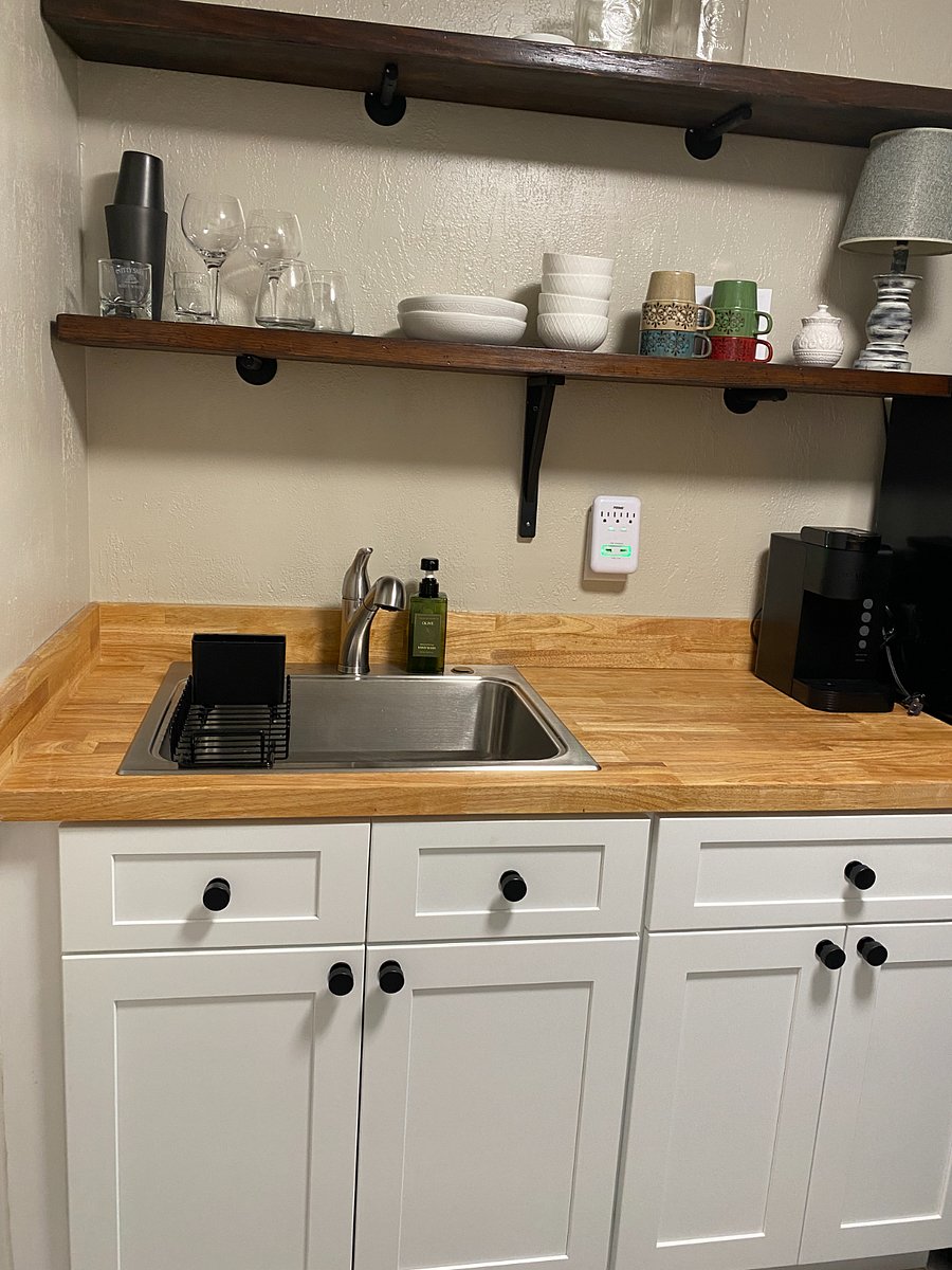 Keurig and other small appliances for convenience.