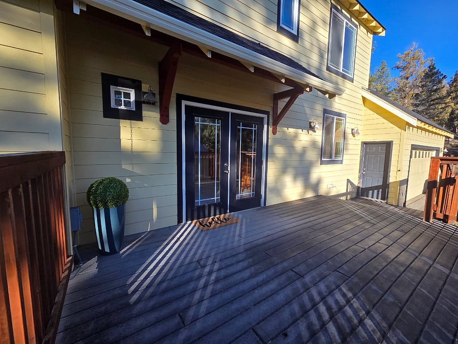 Side entrance and garage entrance (prior to repaint)