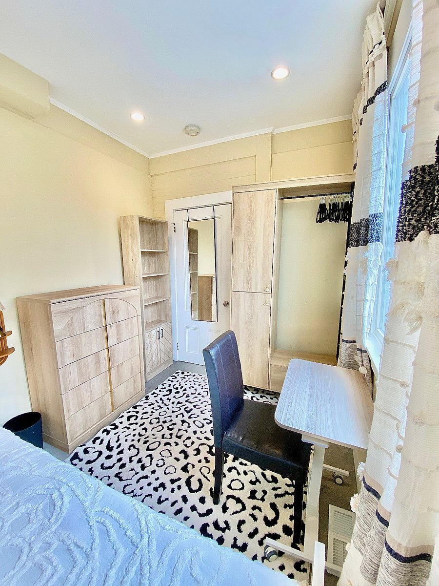 2A - Sun Retreat, $920 rent, $125 Utilities and services