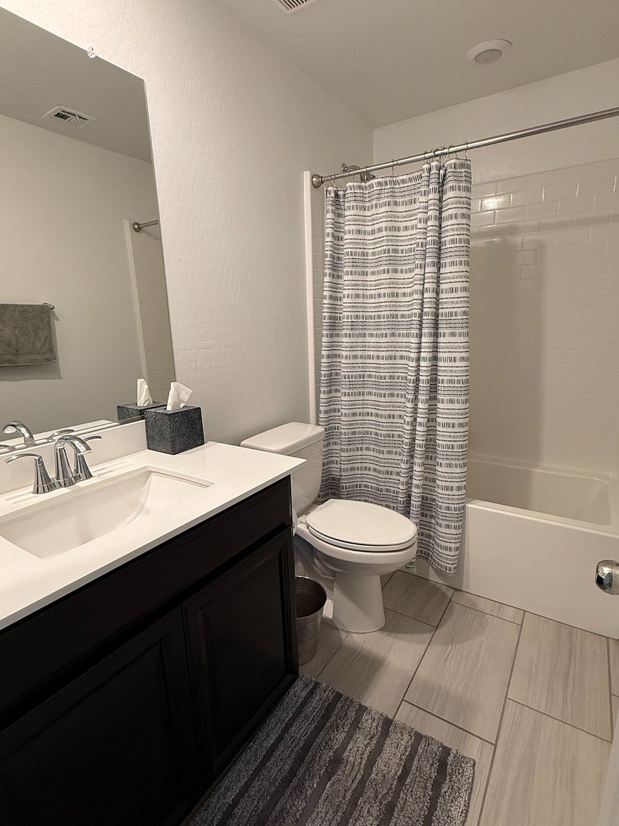 1st Floor Bathroom