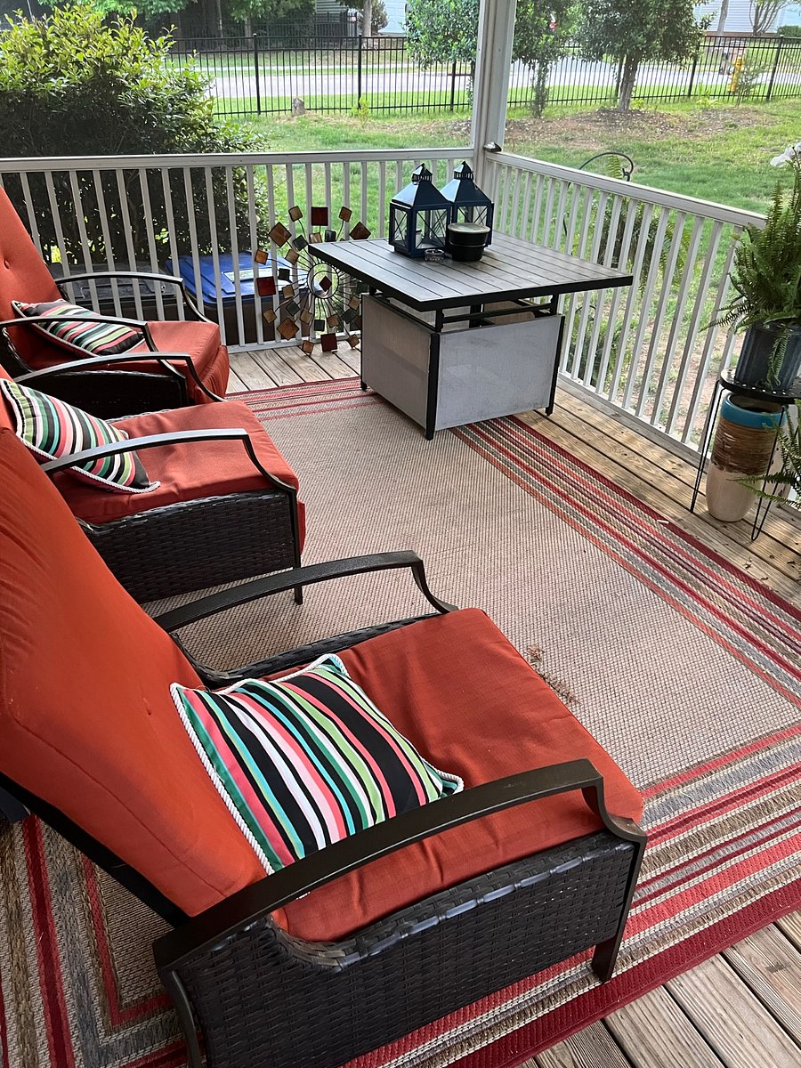 Screened in Porch 