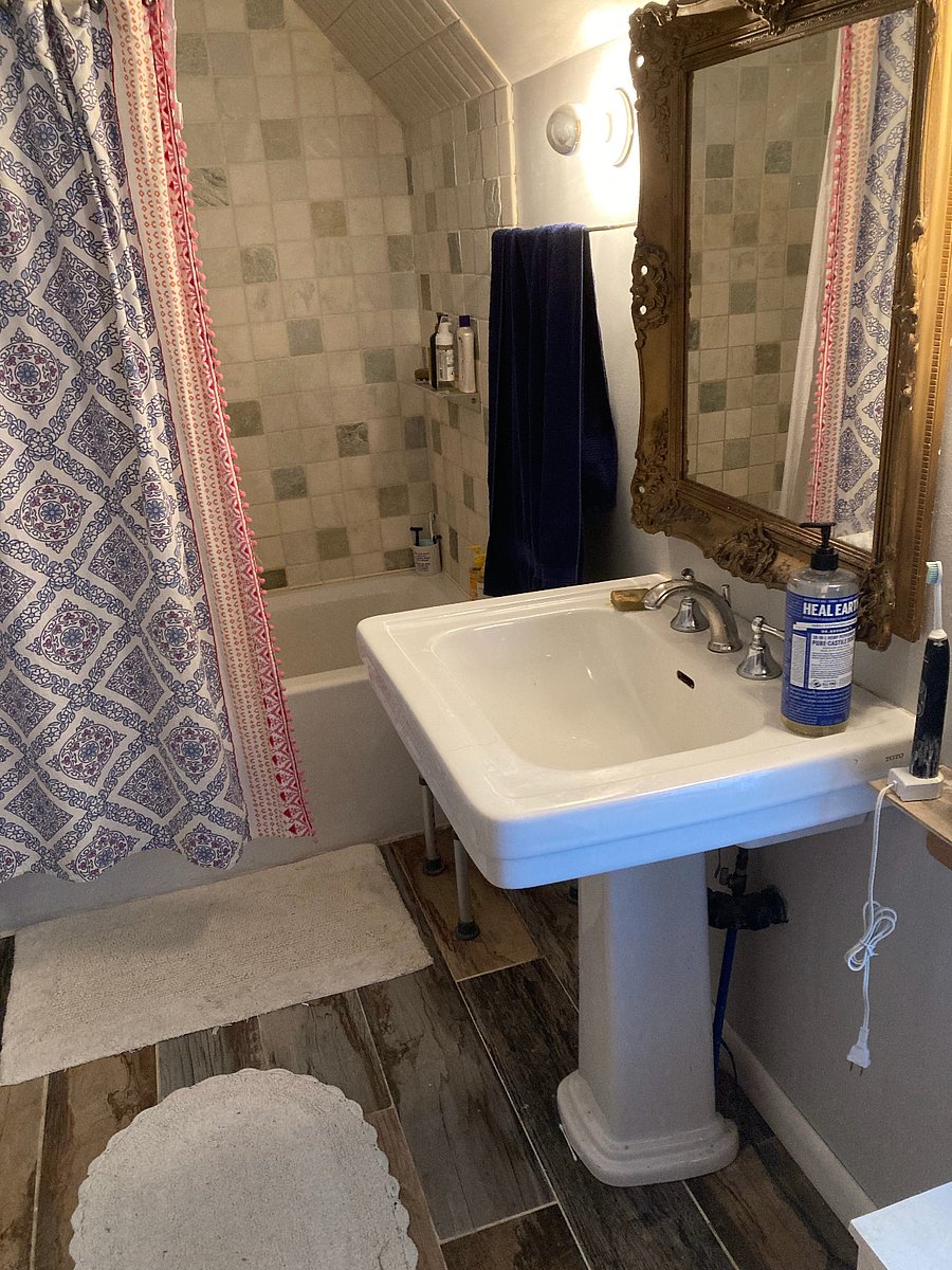 Private Full Bath with rain shower