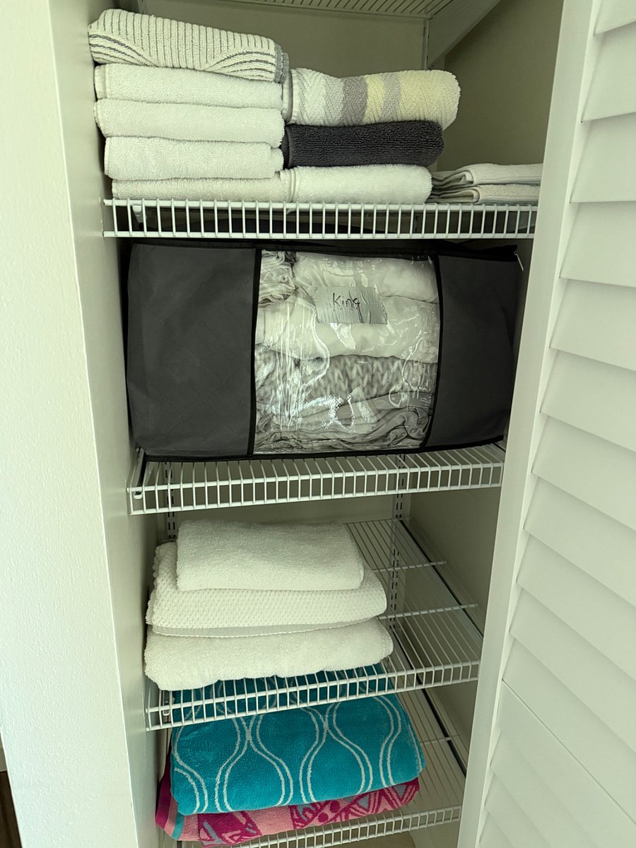 Plenty of fresh linens for one King size bed and two twins, towels, hand and face towels.