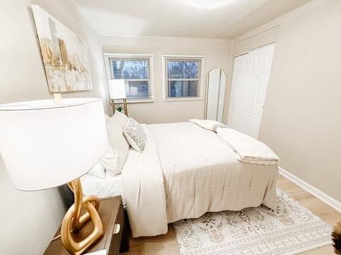 Bedroom 1 - queen bed
