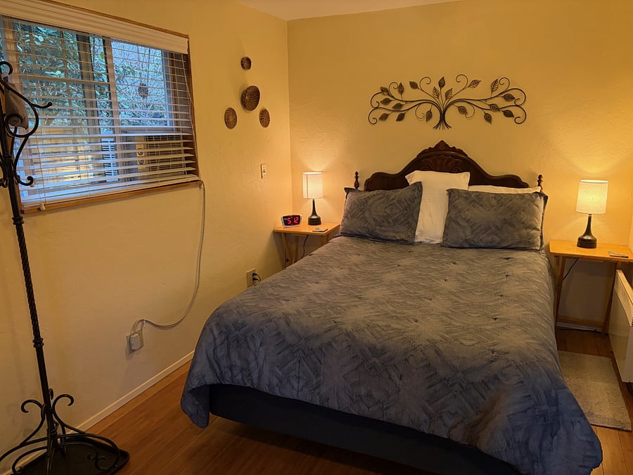 Queen Bed