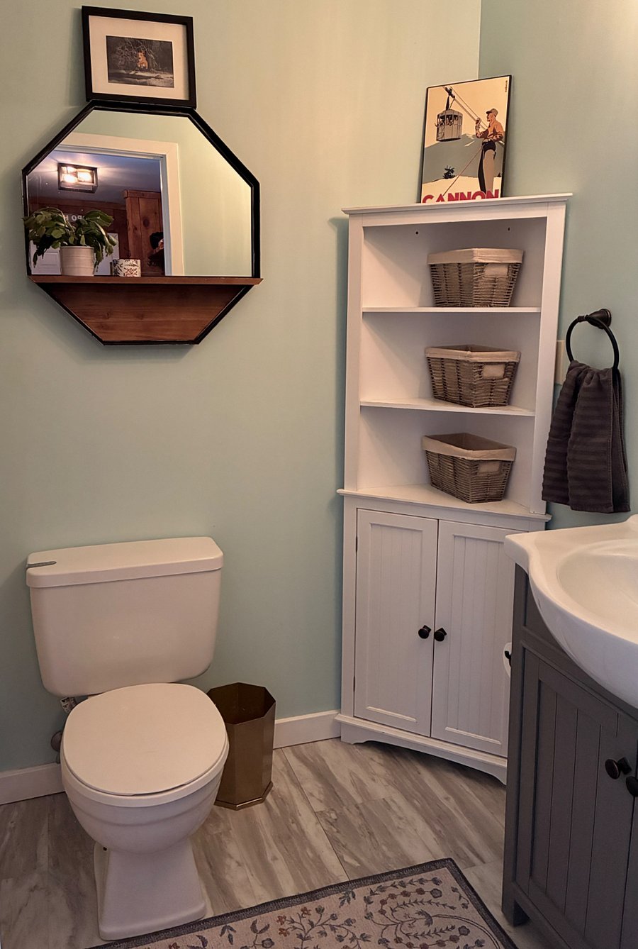 2nd Bathroom