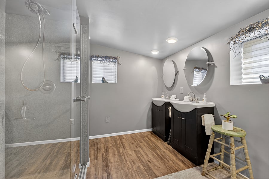 Full bath located downstairs