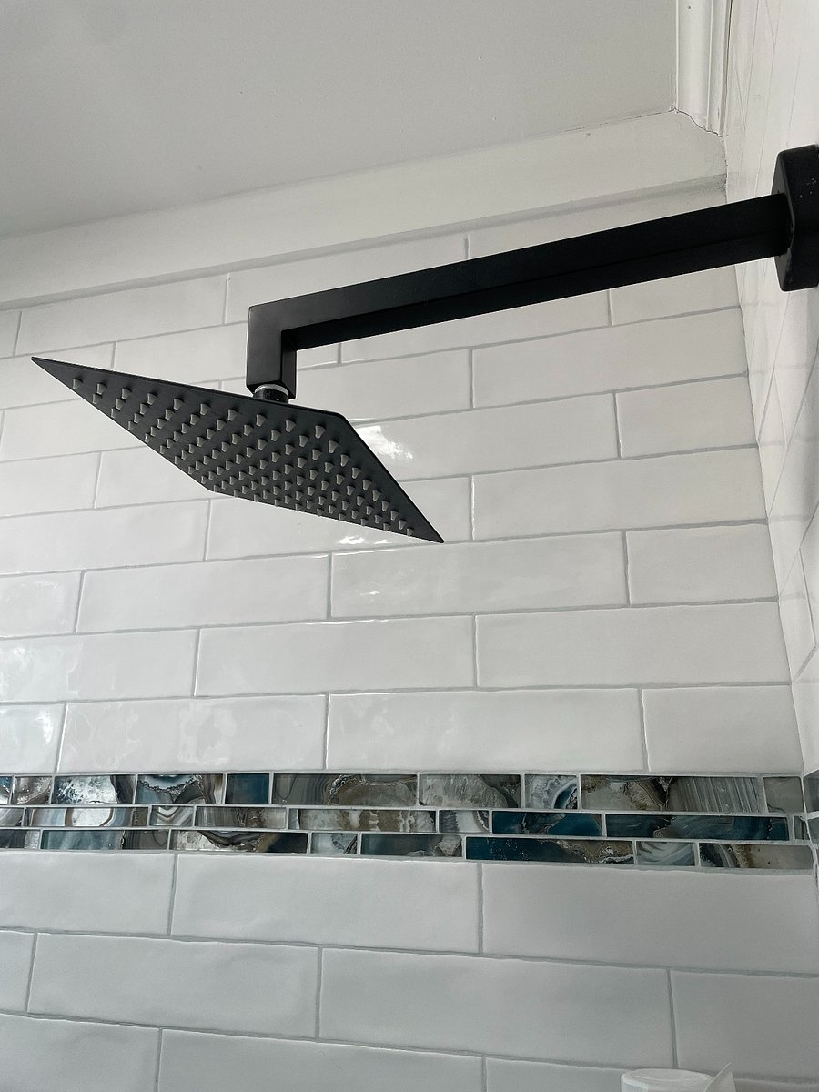 Guest/shared bath with tub and rain shower