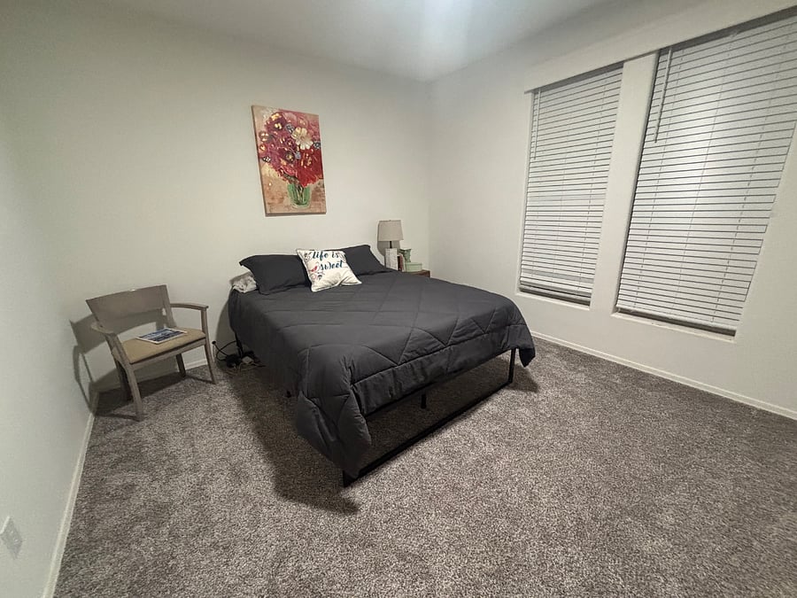 2nd bedroom
