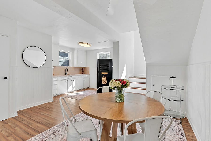 Separate dining room and kitchen. 