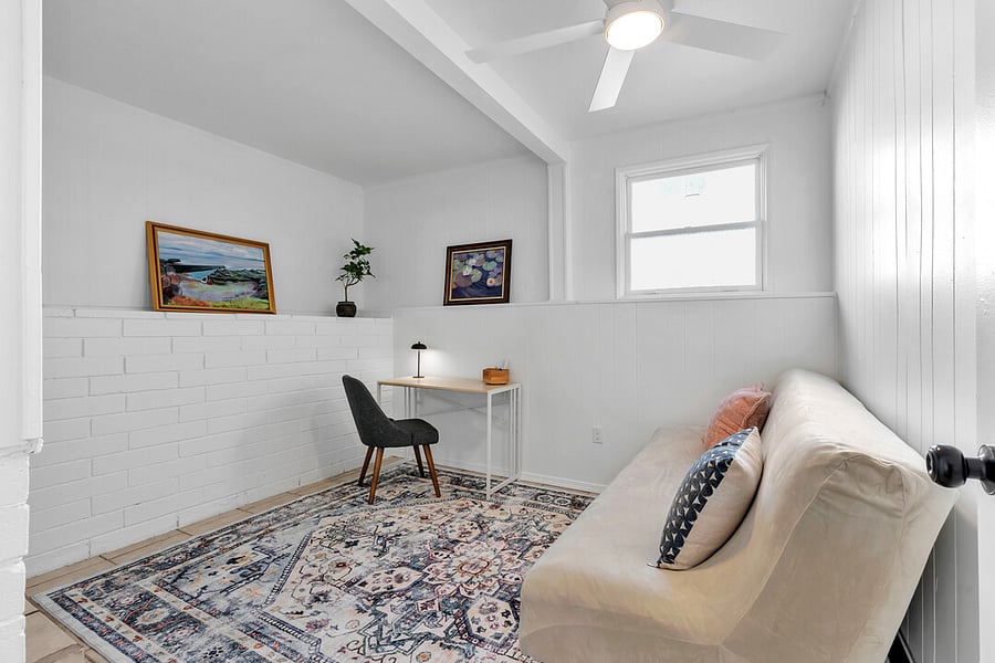 Walkthru flex space for office or occasional guestroom.