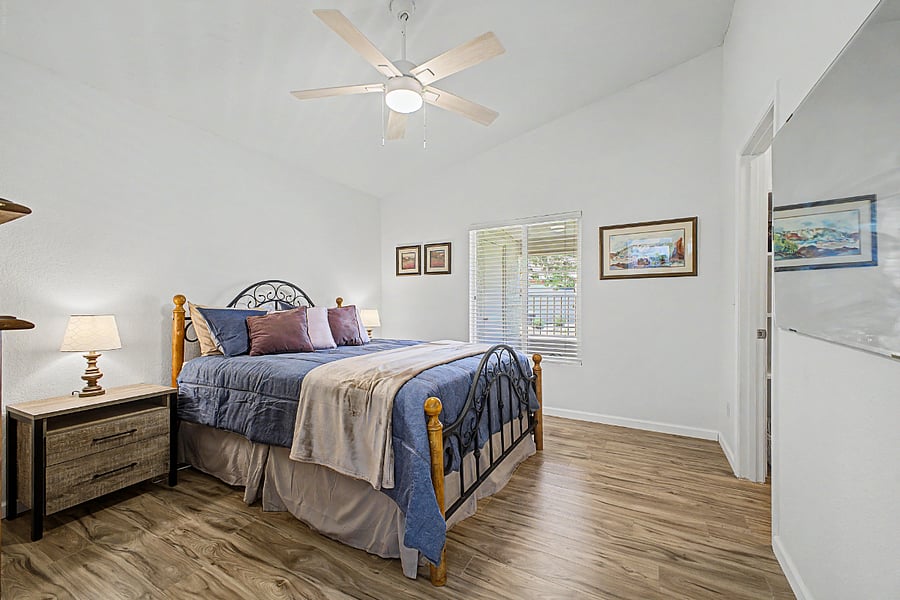Guest bedroom` queen size bed