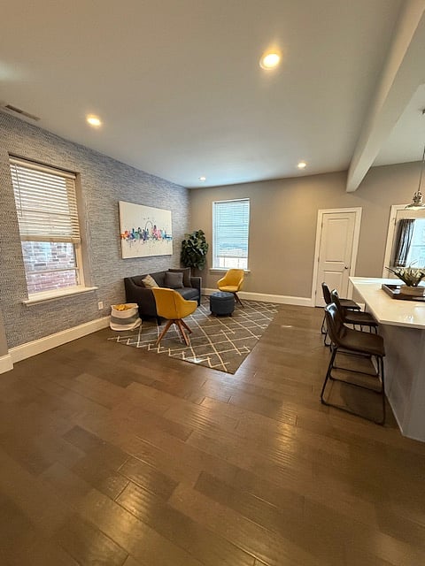 Den/family room