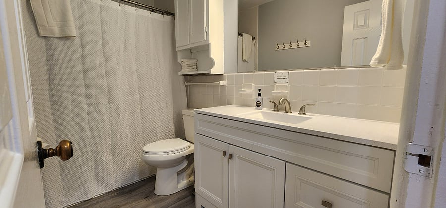Main level bathroom.