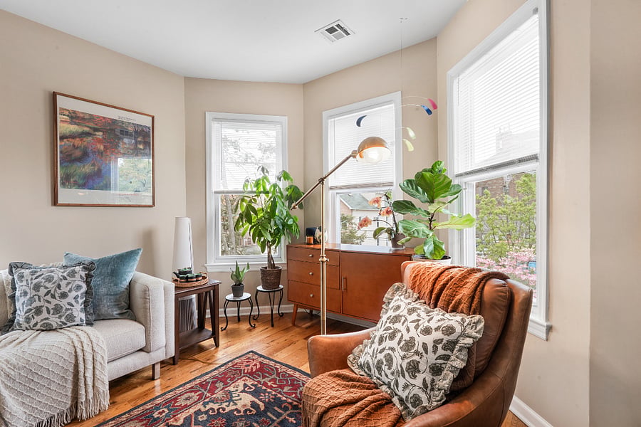 Reading Area w/Greenery & Roswell Weidner Art (Pine Barreens of NJ)