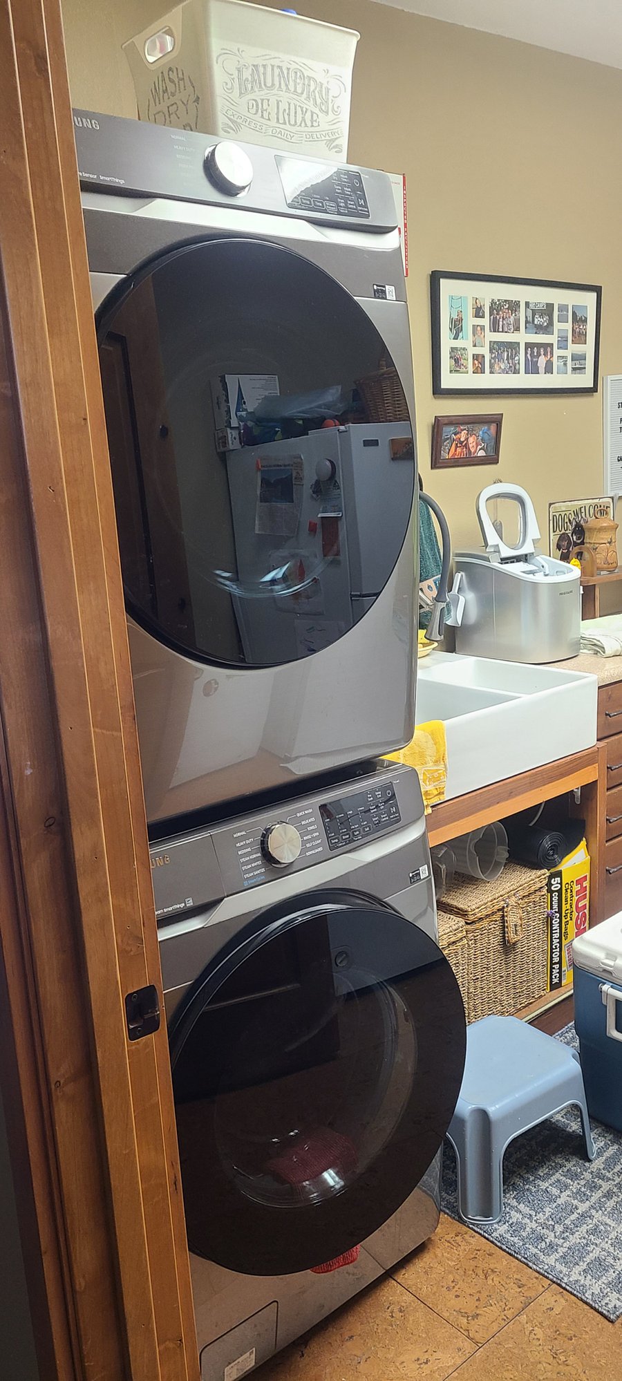 Washer, Dryer and sink