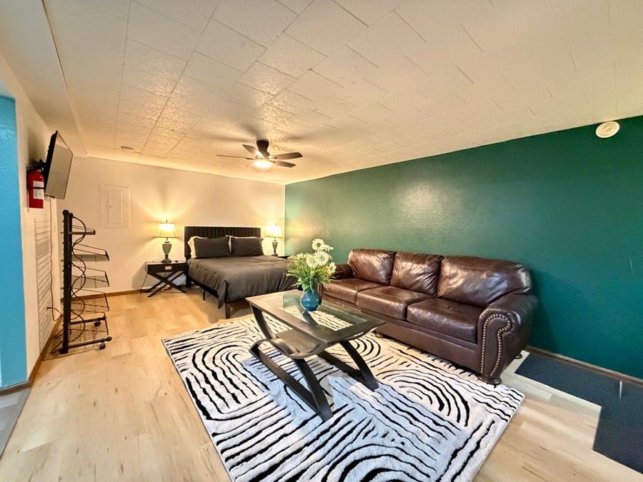 Furnished Finder property 970208_1 photo 3