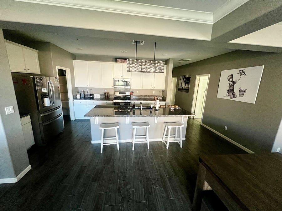 Shared common areas: Living room, Pool Table, Dining Room, Kitchen (Dishwasher not included).