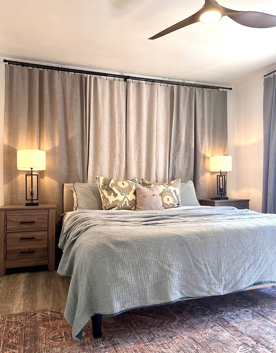 Bedroom: King size bed, smart TV and black out curtains