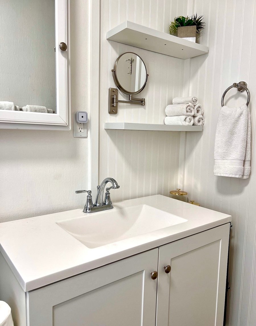 Rain-shower head, counter space and lots of storage