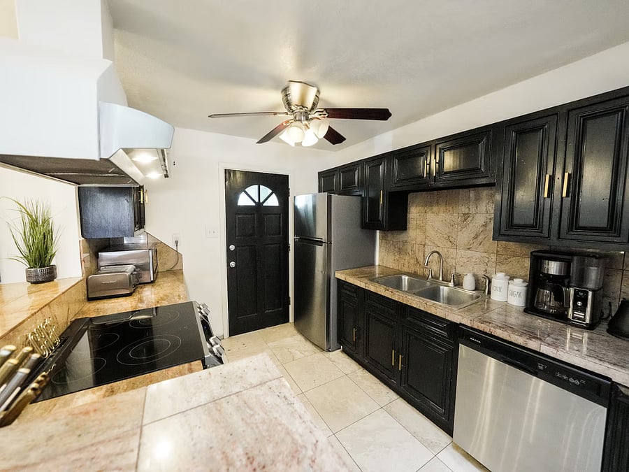 Furnished Finder property 970415_1 photo 10