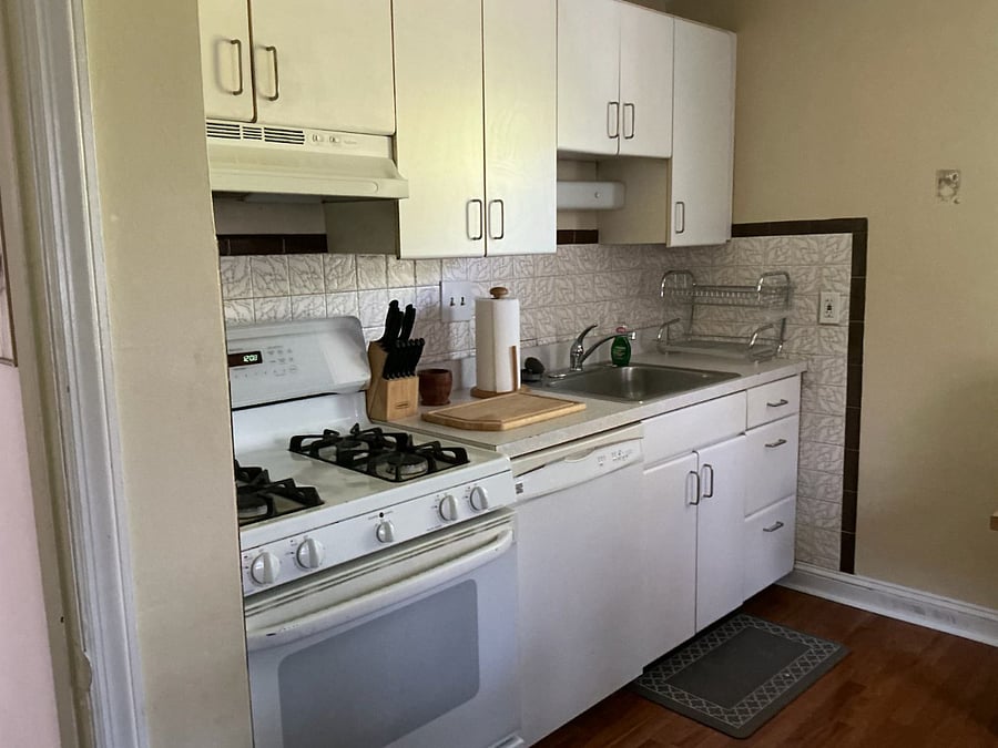 Kitchen stove, oven, dishwasher, etc.
