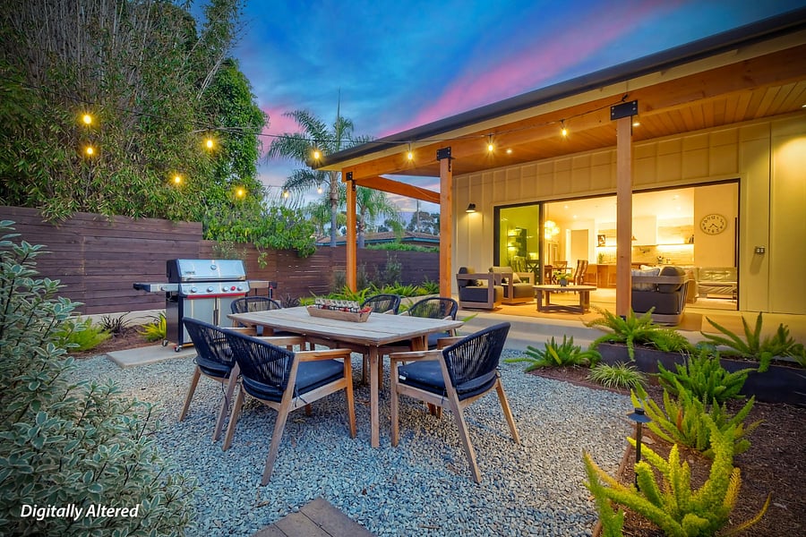 BBQ/outdoor dining area