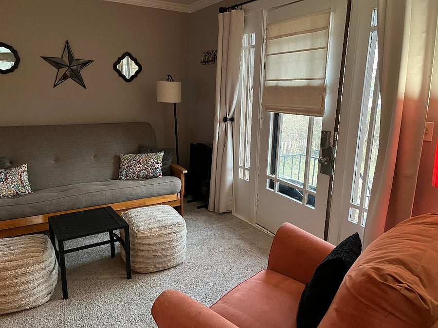 Living room 4