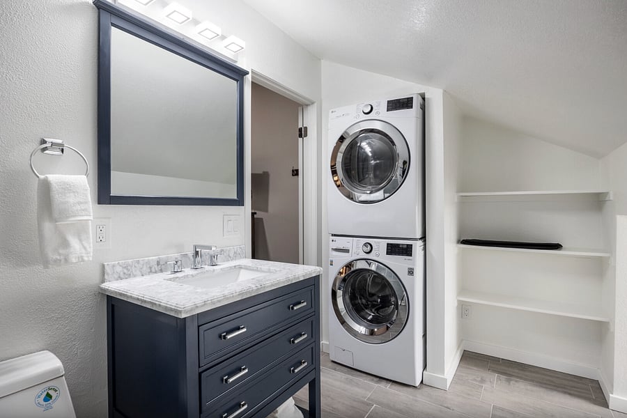 Upstairs Full Bath with W/D