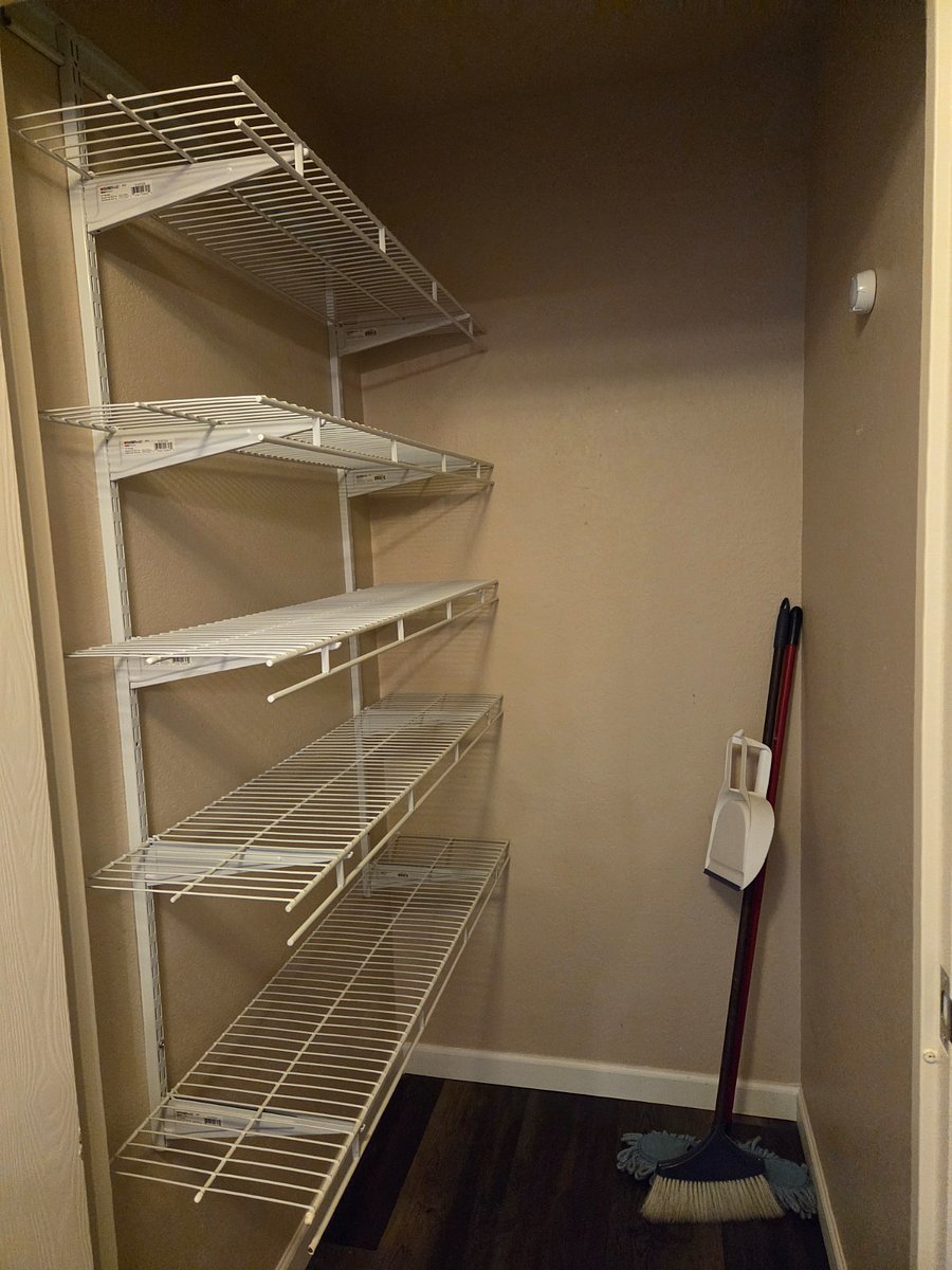 walk in pantry