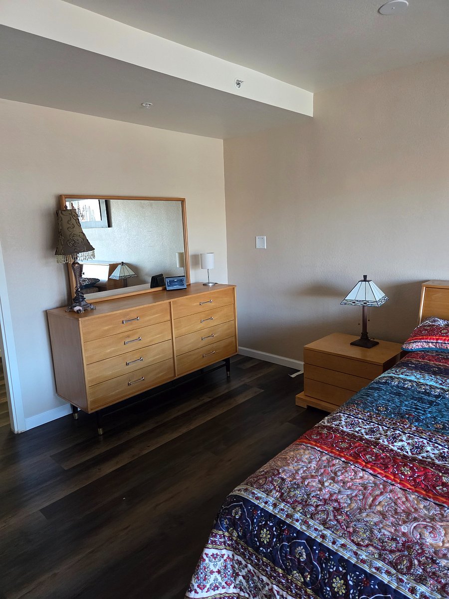 Ample clothes storage