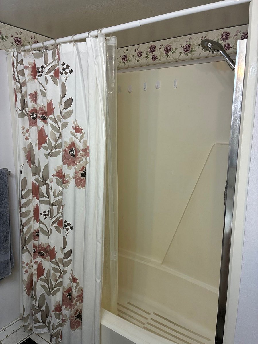 Showe/Tub