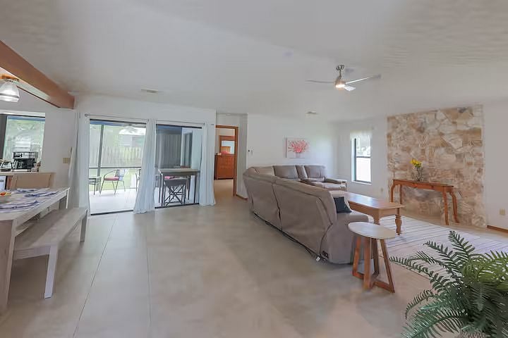 Furnished Finder property 970686_1 photo 3