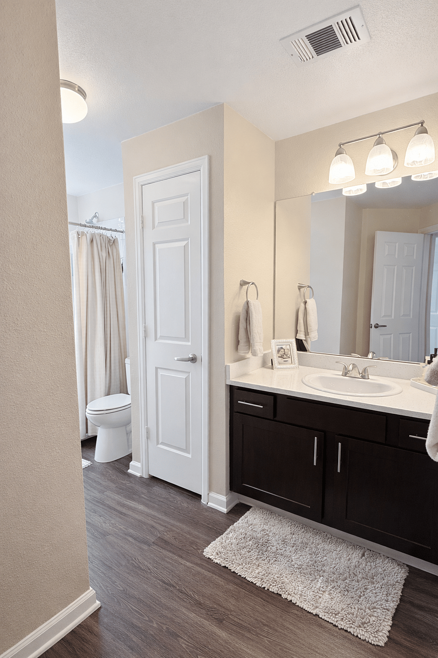Downstairs bathroom with lots of storage space