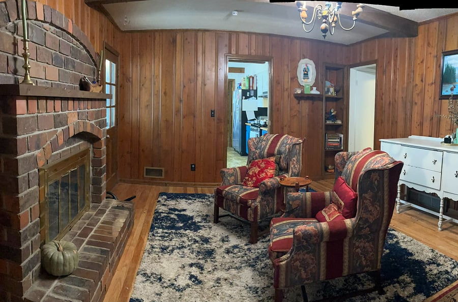 Sitting room.