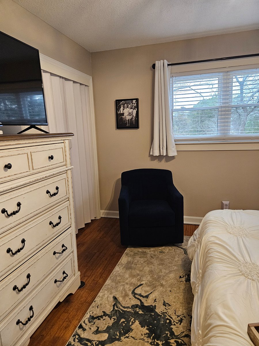 Master Bedroom 1